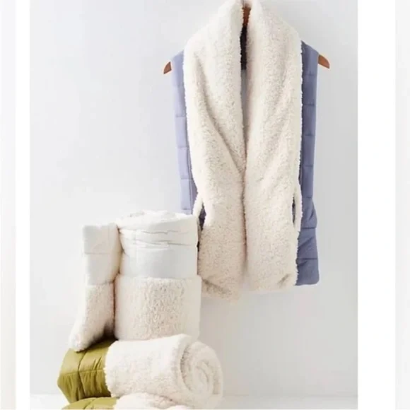 Free People Periwinkle Downhill Puffer Scarf - Picture 2 of 3